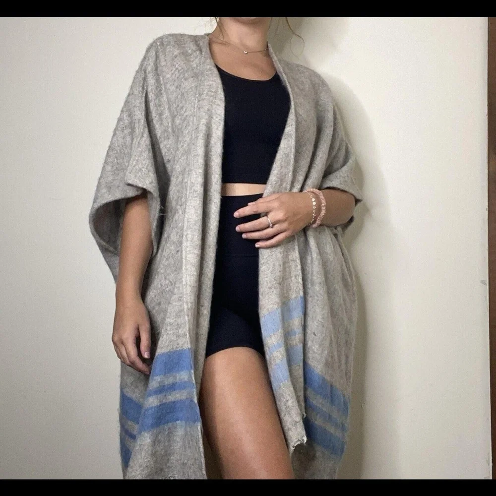 LOFT New Heather Gray and Blue Poncho Size XS/S Over.sized Made In India